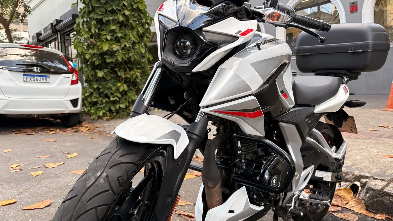 Bajaj pulsar 150 - Foto 2