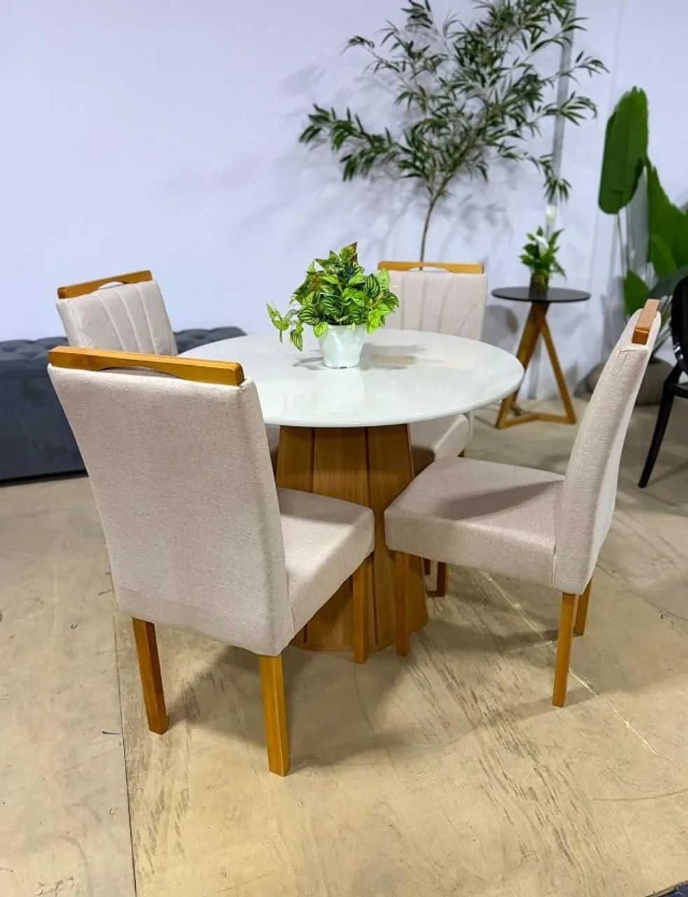 Mesa de Jantar 4 cadeiras 