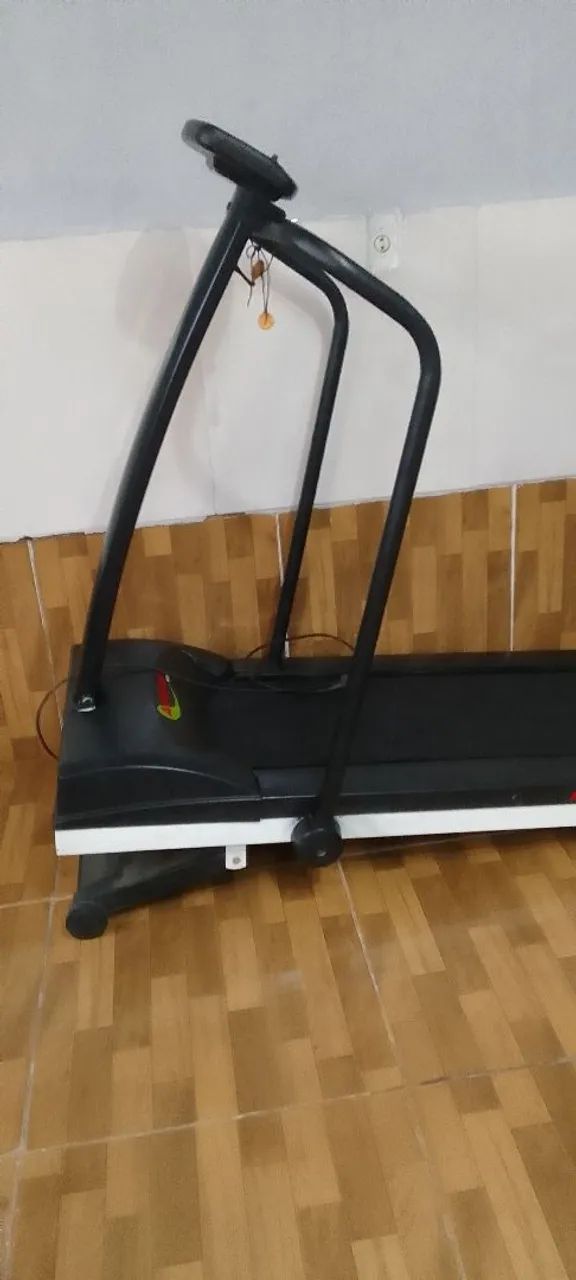 Vendo excelente esteira funcionando perfeitamente atretic advaneced 2  - Foto 3