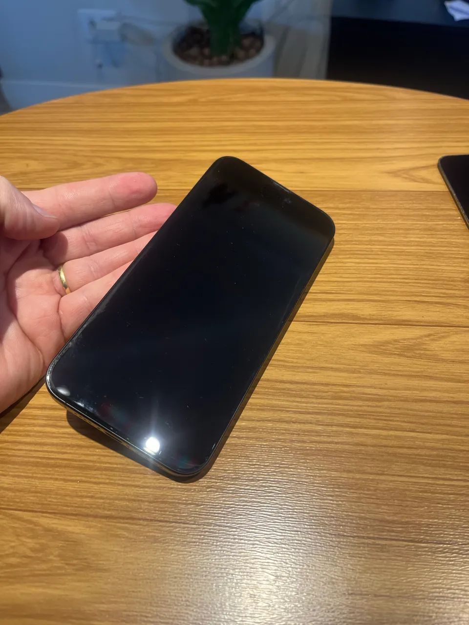 iPhone 15 pro Max com DEFEITO na placa  - Foto 2