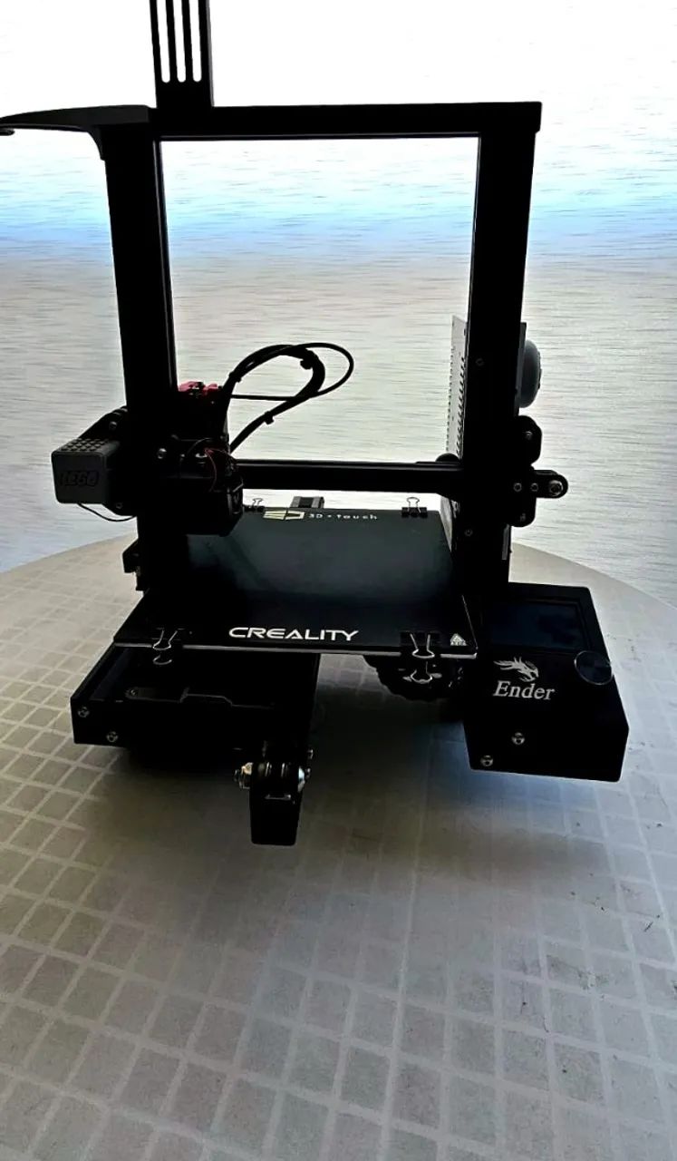 Impressora 3D Creality Ender 3 - Pouco usada, e Sensor BLTouch (3D Touch). - Foto 2