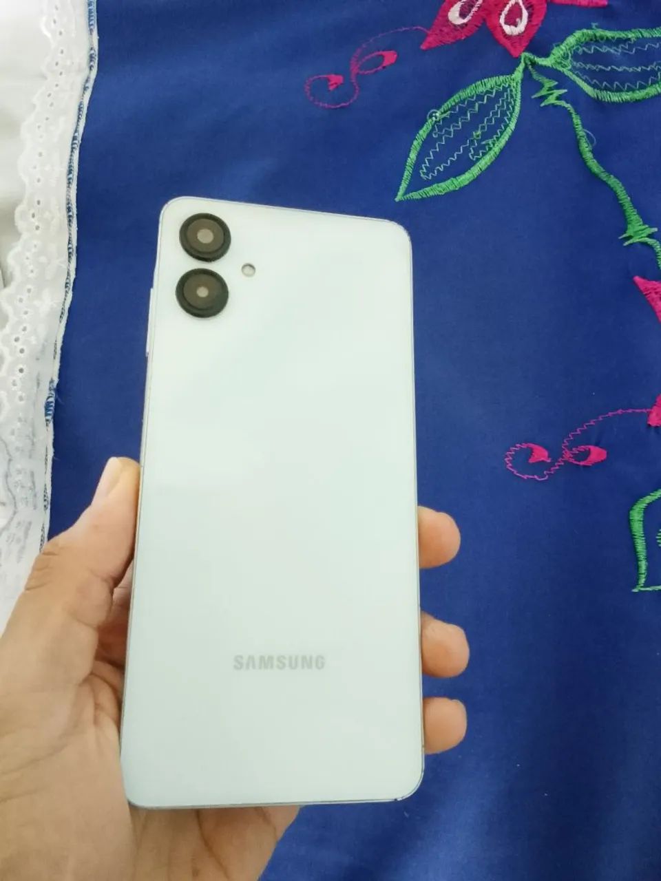 Samsung A06 - Foto 2