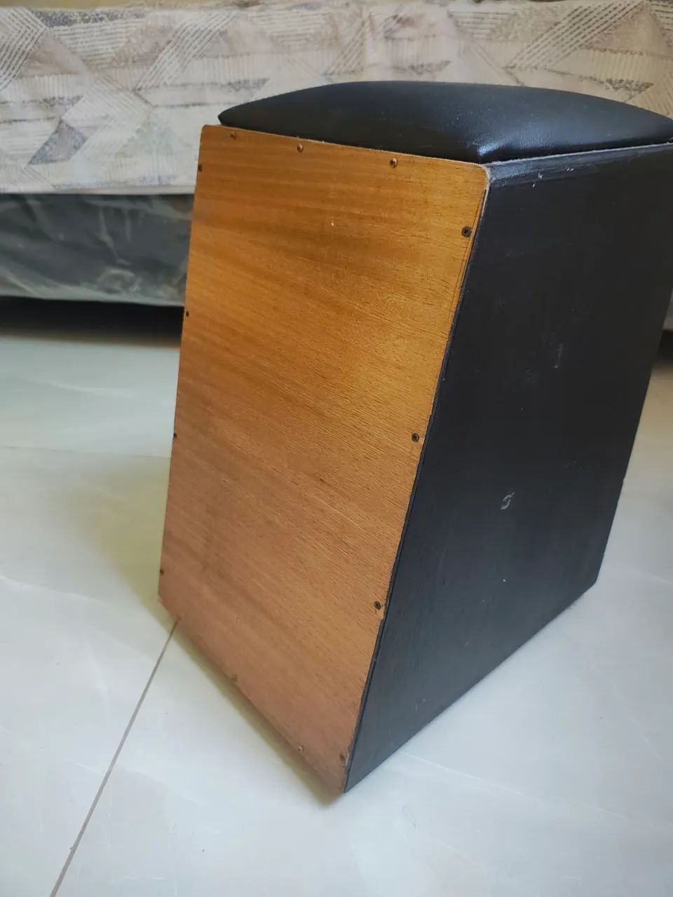 Cajon Eletroacústico Acolchoado 