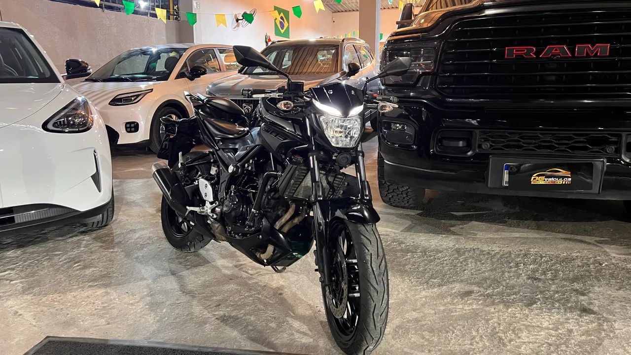 YAMAHA MT-03 2019  - Foto 2