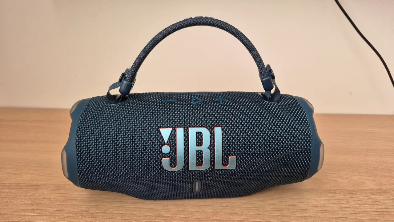 JBL charge 6