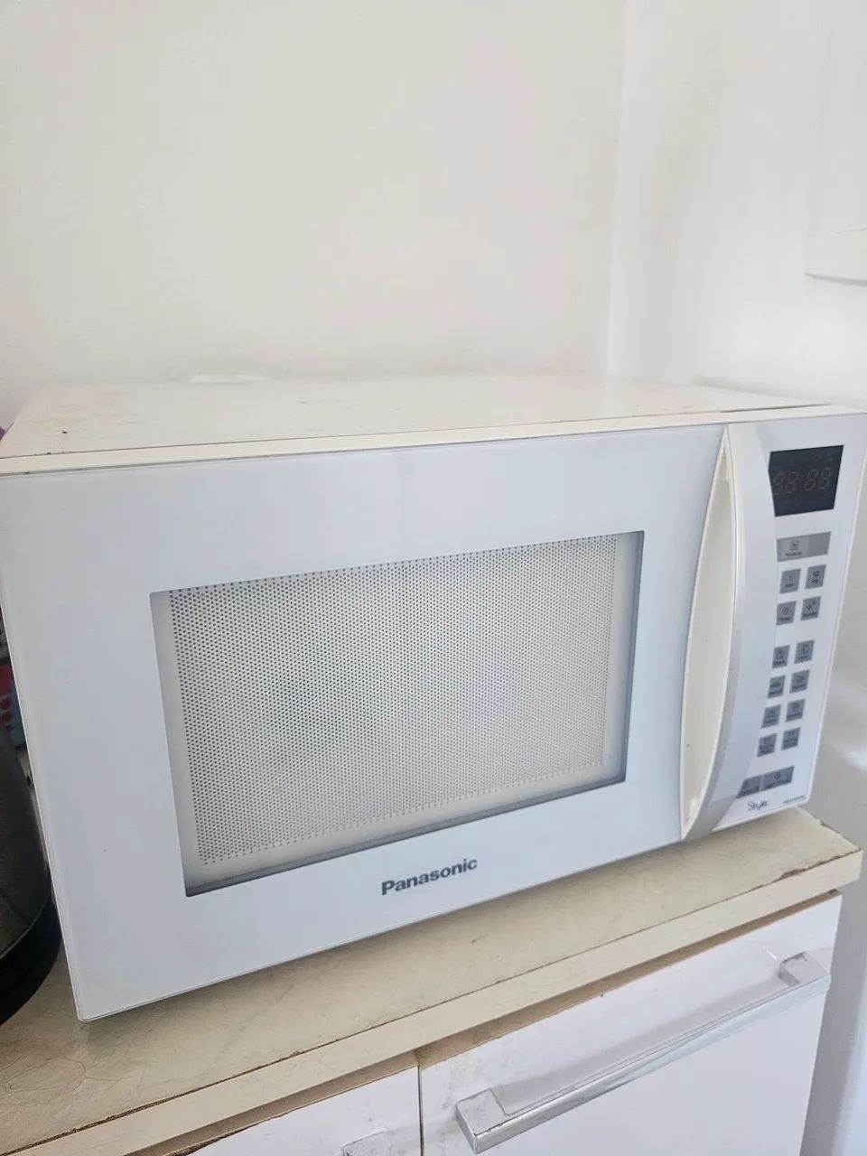 Microondas Panasonic 50R$ - Foto 2