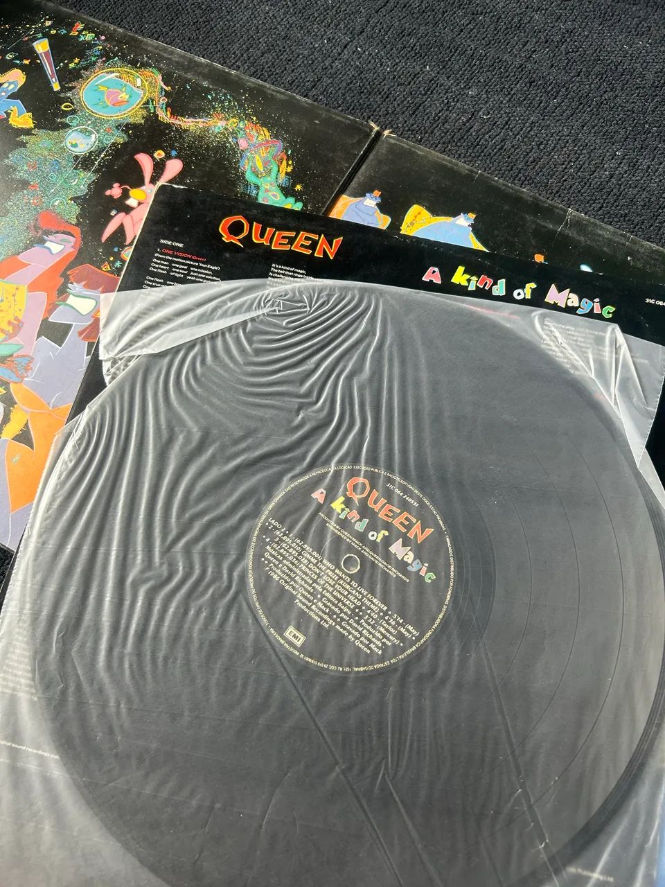 Vinil LP Queen - A Kind of Magic - Foto 3