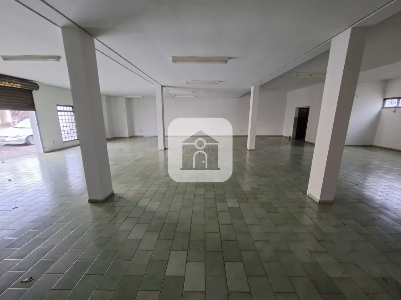 Loja comercial para locação no bairro Brasil - Foto 2