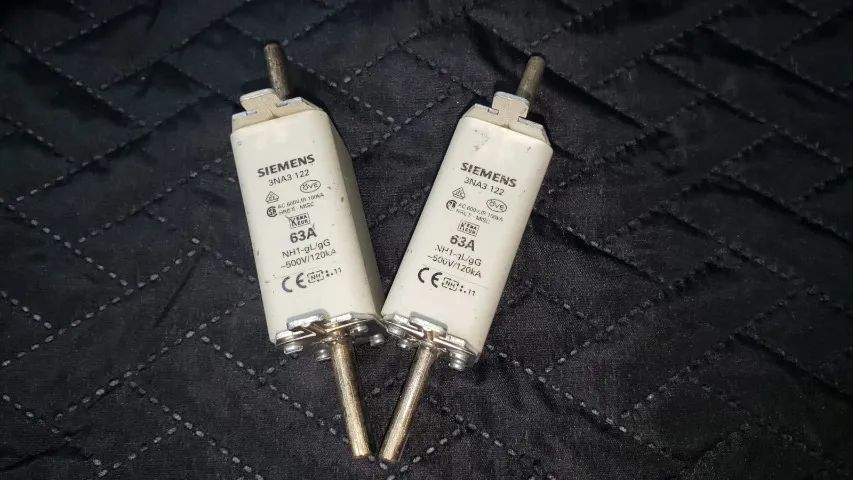 Fusível Rápido Siemens NH 63A 3NA3122 - duas unidaddes - Foto 4
