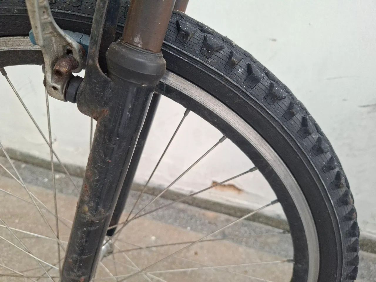 Bicicleta Mônaco aro 26 com marchas - Foto 4