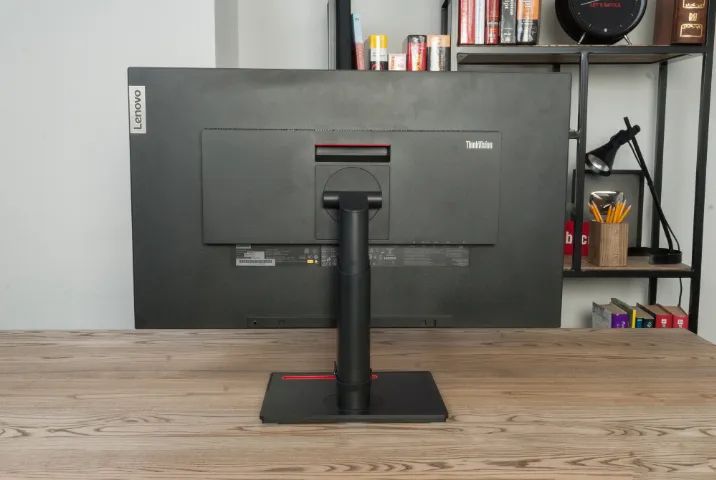 Monitor 4K Thinkvision 32 polegadas profissional Lenovo thinkpad muita qualidade - Foto 3