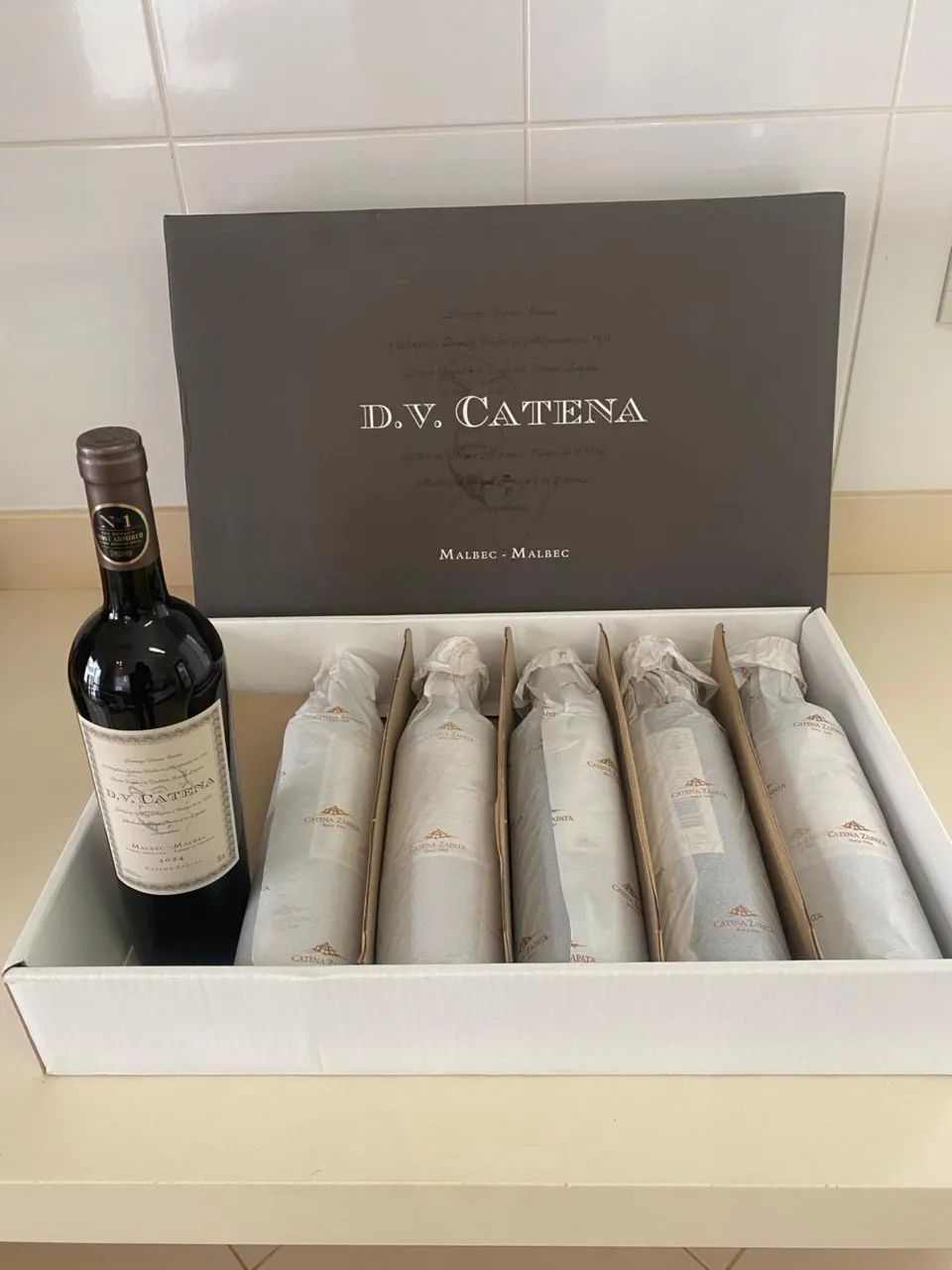 VENDO VINHO ARGETINO - Foto 3