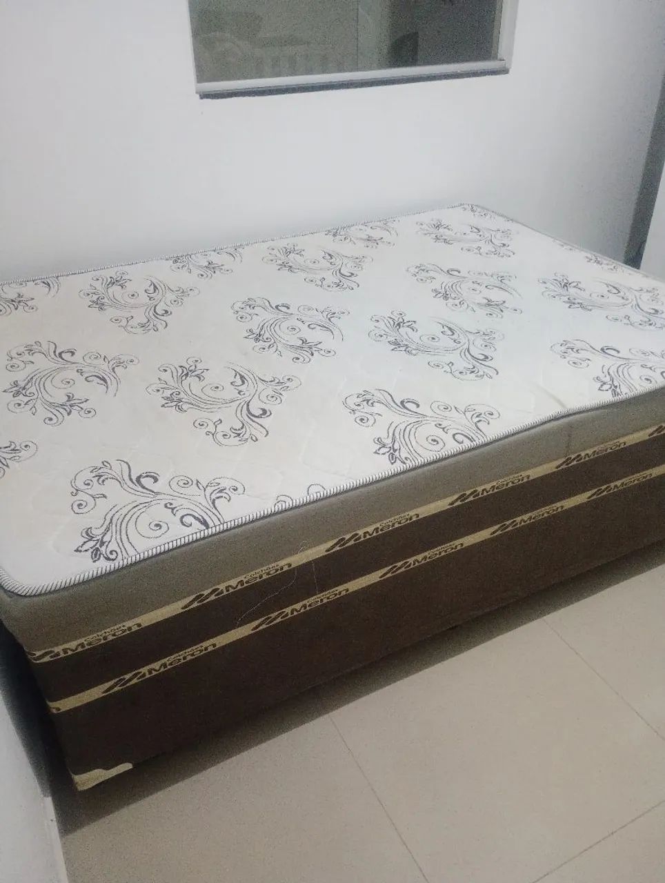Cama de casal box