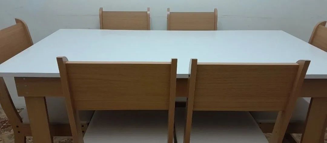 Mesa de Jantar Com 6 Cadeiras 