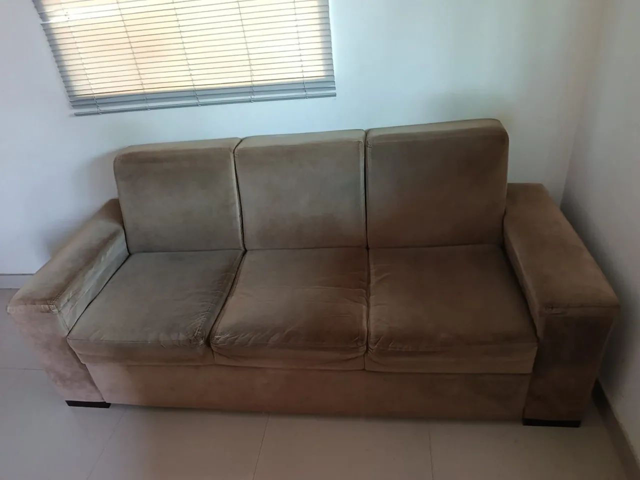 Conjunto de sofá, 3 lugares e 2 lugares 