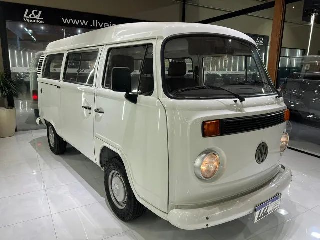 Volkswagen Kombi Standard/ Luxo/ Série Prata, foto 3 de 16