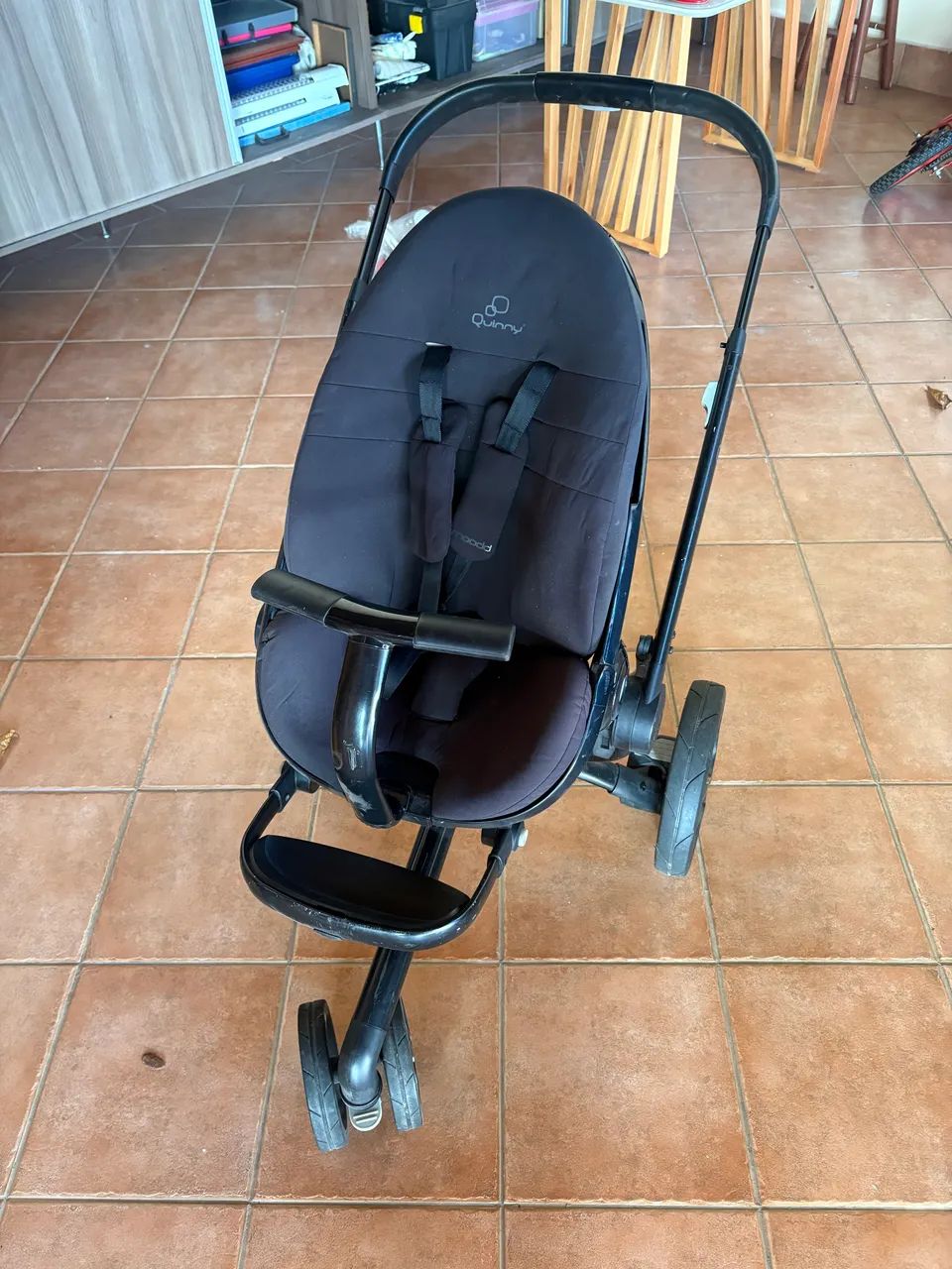 Carinho bebê Quinny