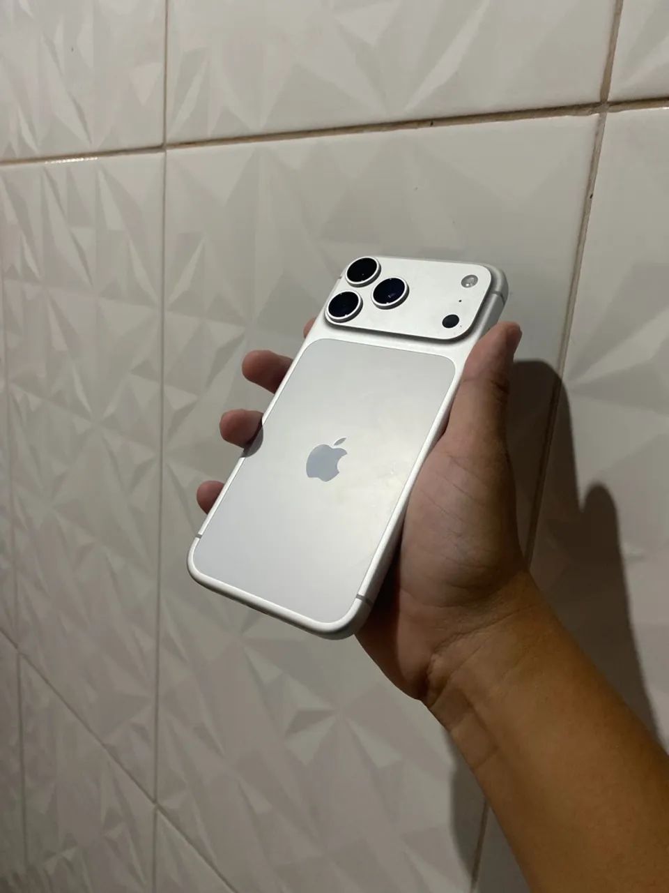 iPhone 17 pro max branco  - Foto 3