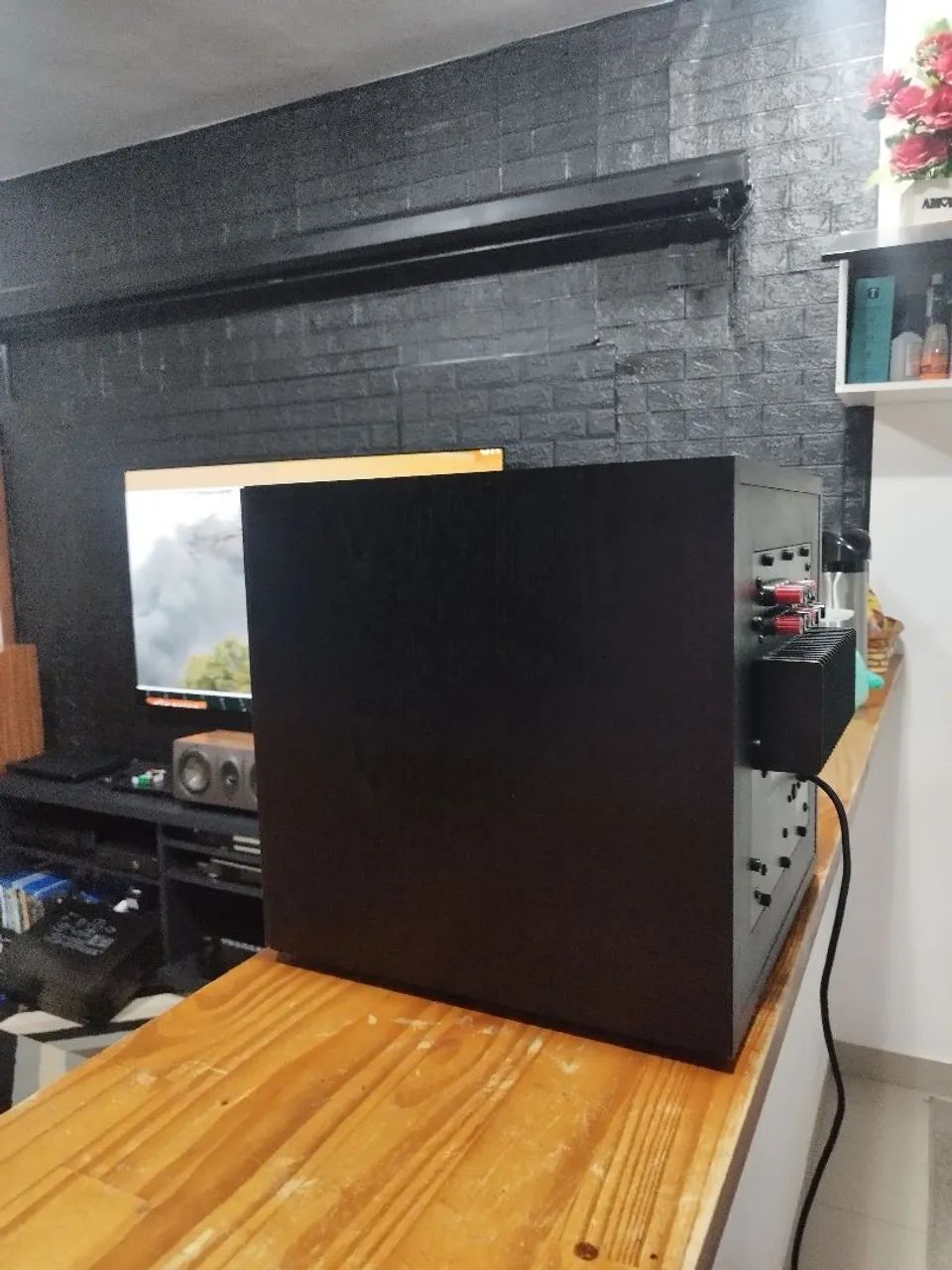 Subwoofer B&W ASW600 10 polegadas 22 HZ 150 A 300W  GRAVE PODEROSO  - Foto 4