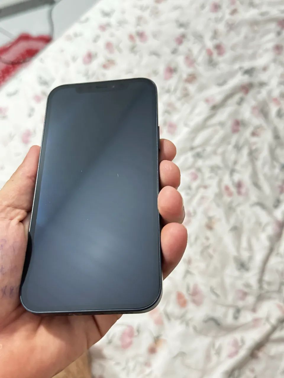 iPhone 12 128gb sem marca de uso pra vender hoje  - Foto 4