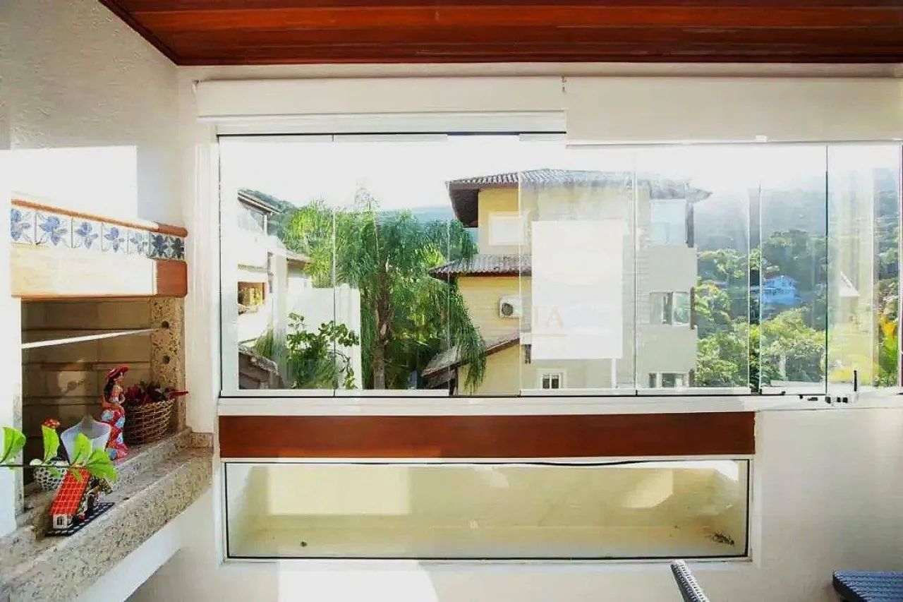 Apartamento duplex com 3 dormitórios no Canto da Lagoa, em Florianópolis - Foto 3