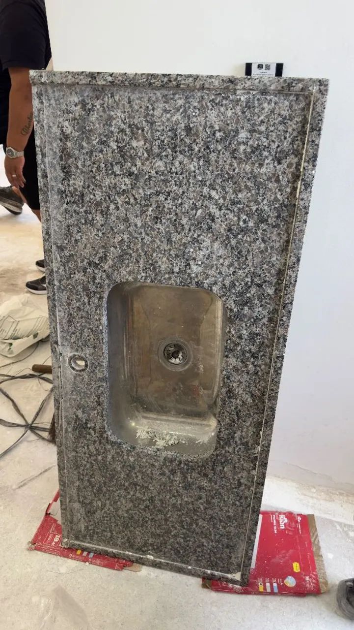 Pia de mármore completa 