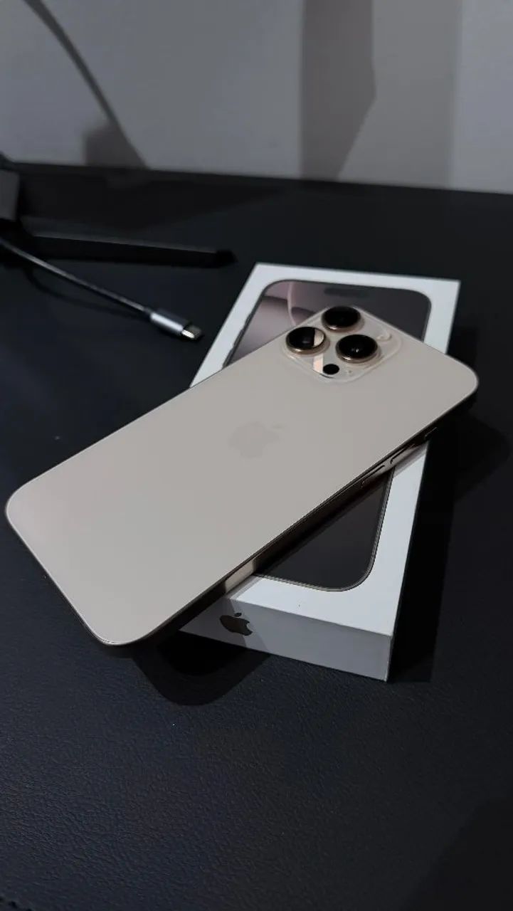 iPhone 16 pro max - Foto 3