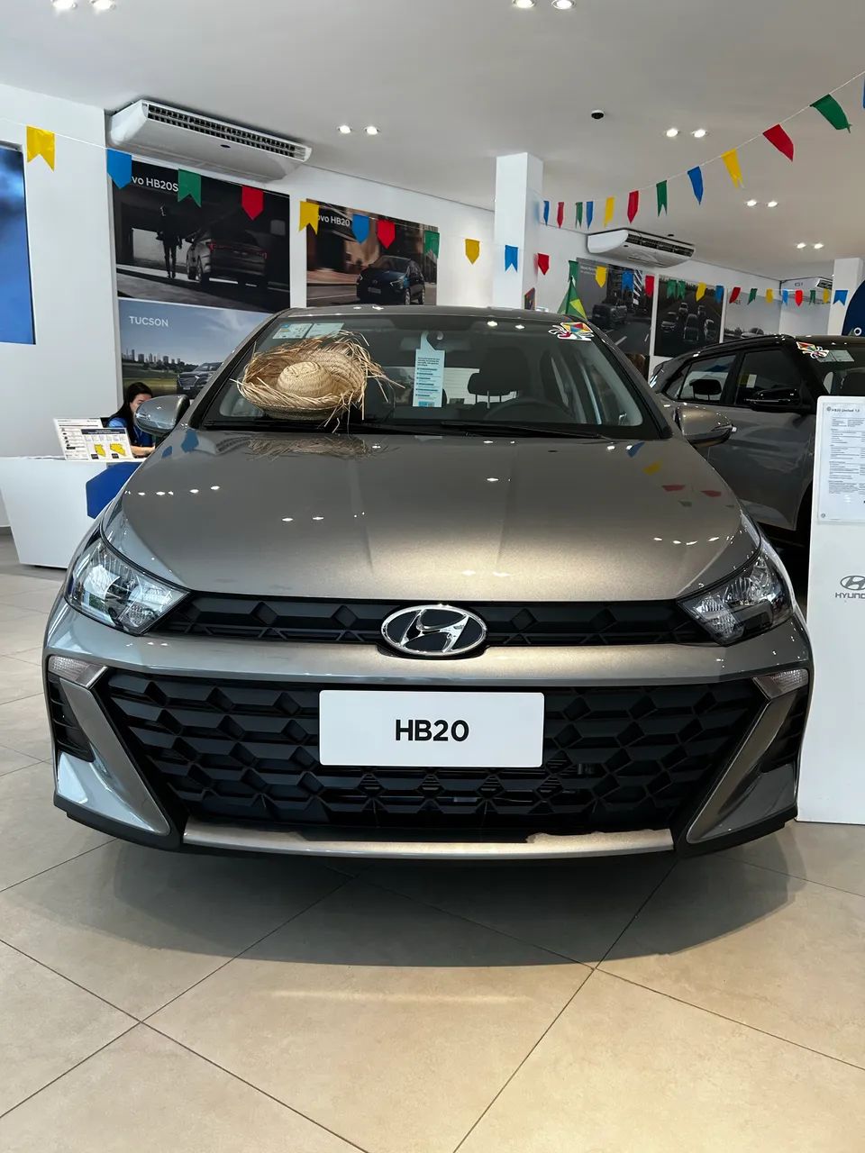 Hyundai Hb20 HB20 Limited 1.0 Flex 12V Mec. 2027