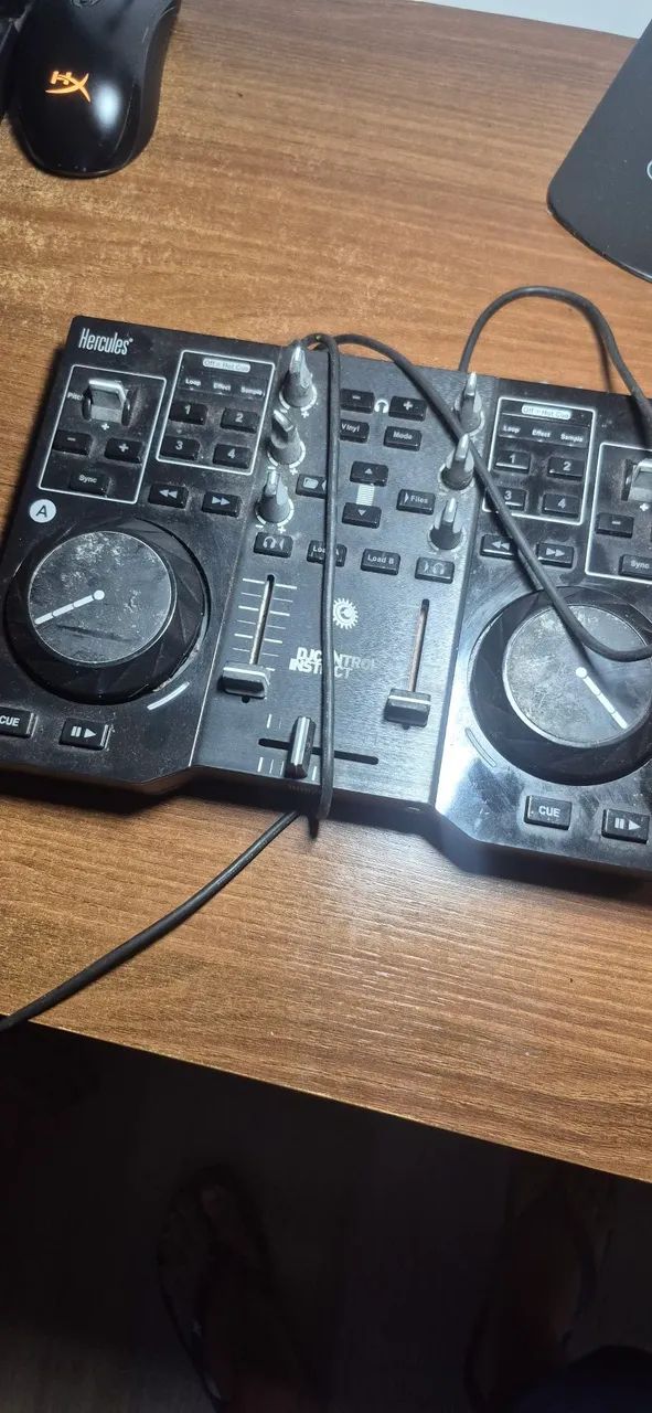 Controladora DJ Hércules DJControl Instinct - Foto 5