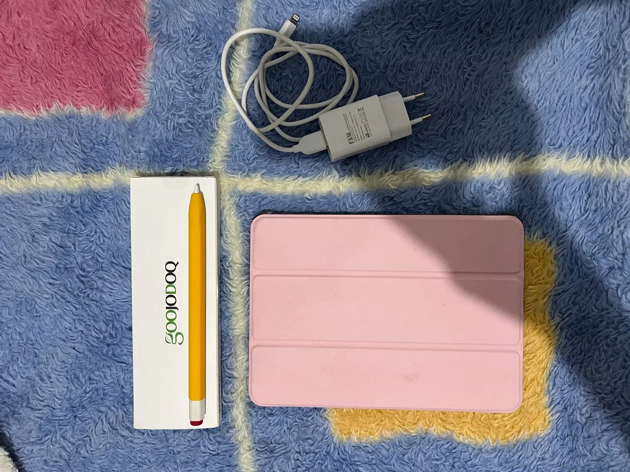 iPad Mini 4 32GB + acessórios ? R$ 450 - Foto 5