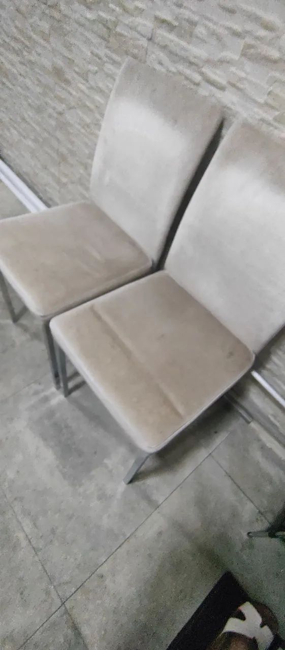Cadeiras estofadas cor champanhe nocas - Foto 2