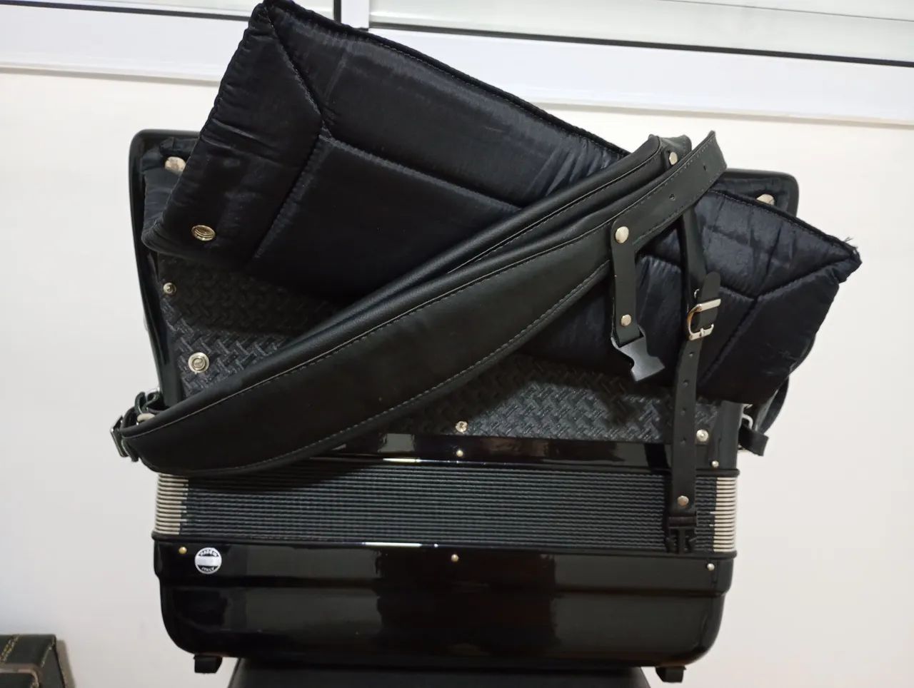 VENDO ACORDEON ITALIANA CROW  - Foto 3