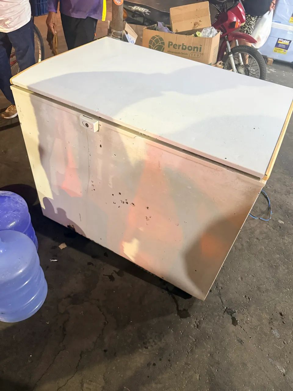 Freezer horizontal 305 litros 