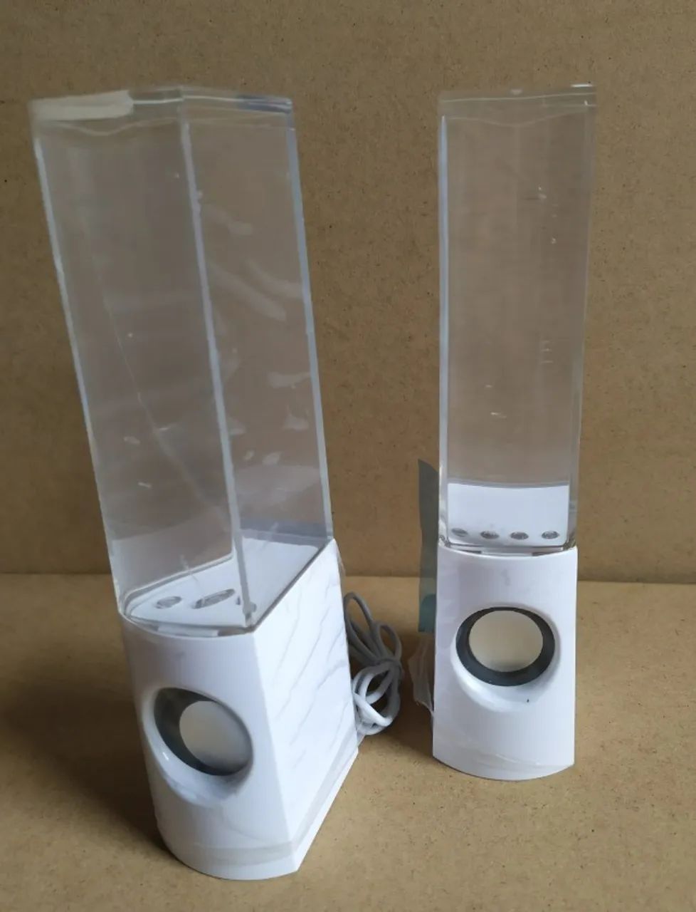 Caixa de Som para PC Cristal Líquido - Foto 3