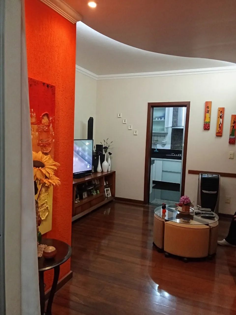 Apartamento de 04 quartos no bairro Castelo