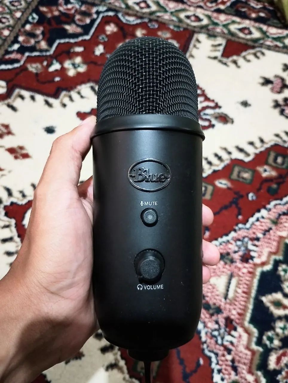 Microfone Condensador Blue Yeti 