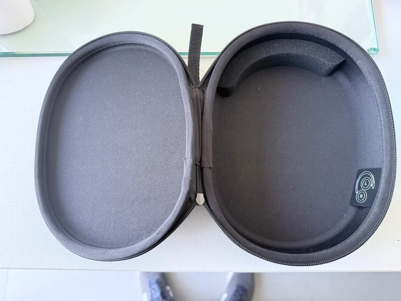  Fone de ouvido - Estojo premium (APENAS ESTOJO) - Foto 3