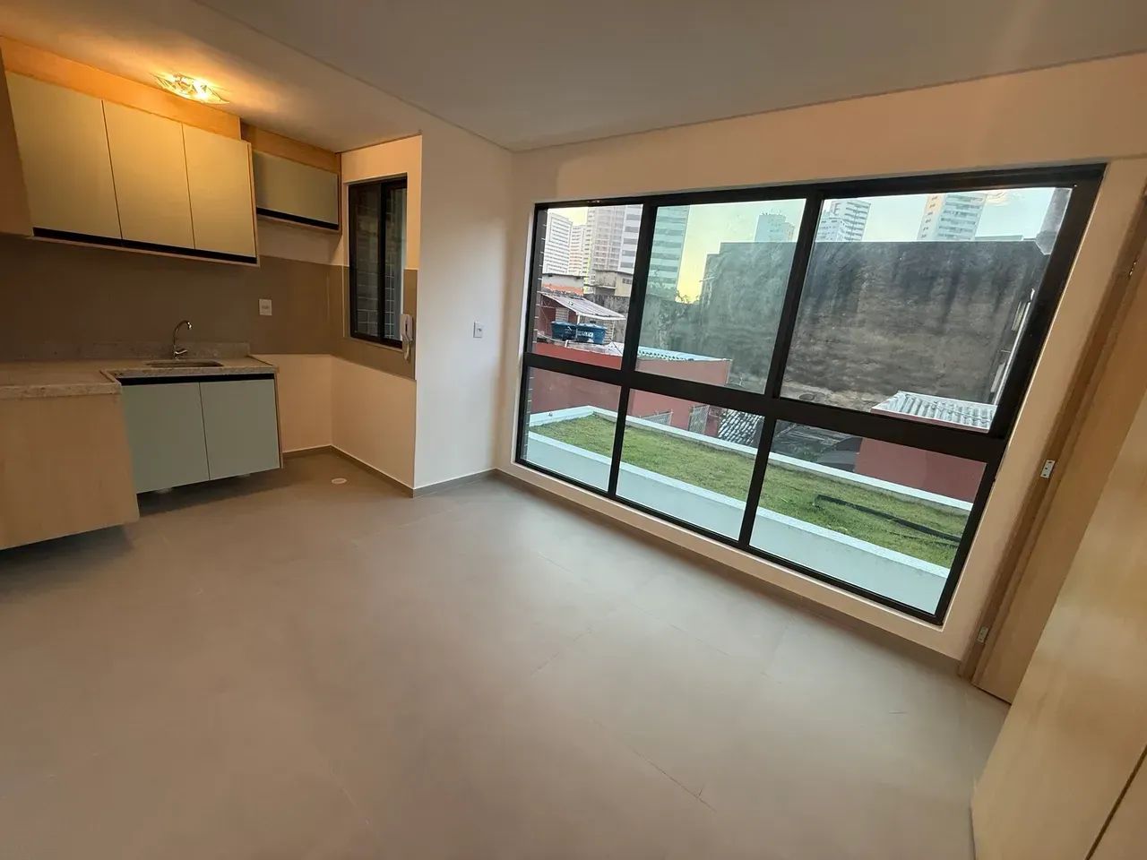 Aluga - se excelente flat na madalena - Foto 4