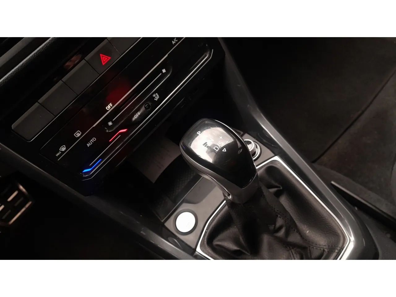Volkswagen T-Cross Highline 1.4 TSI Flex 16V 5P AUT, foto 12 de 16