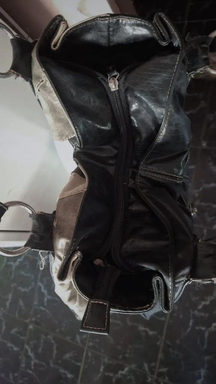 Bolsa de Ombro Patchwork Y2K Preta e Bege - Estilo Vintage Anos 2000 - Foto 4