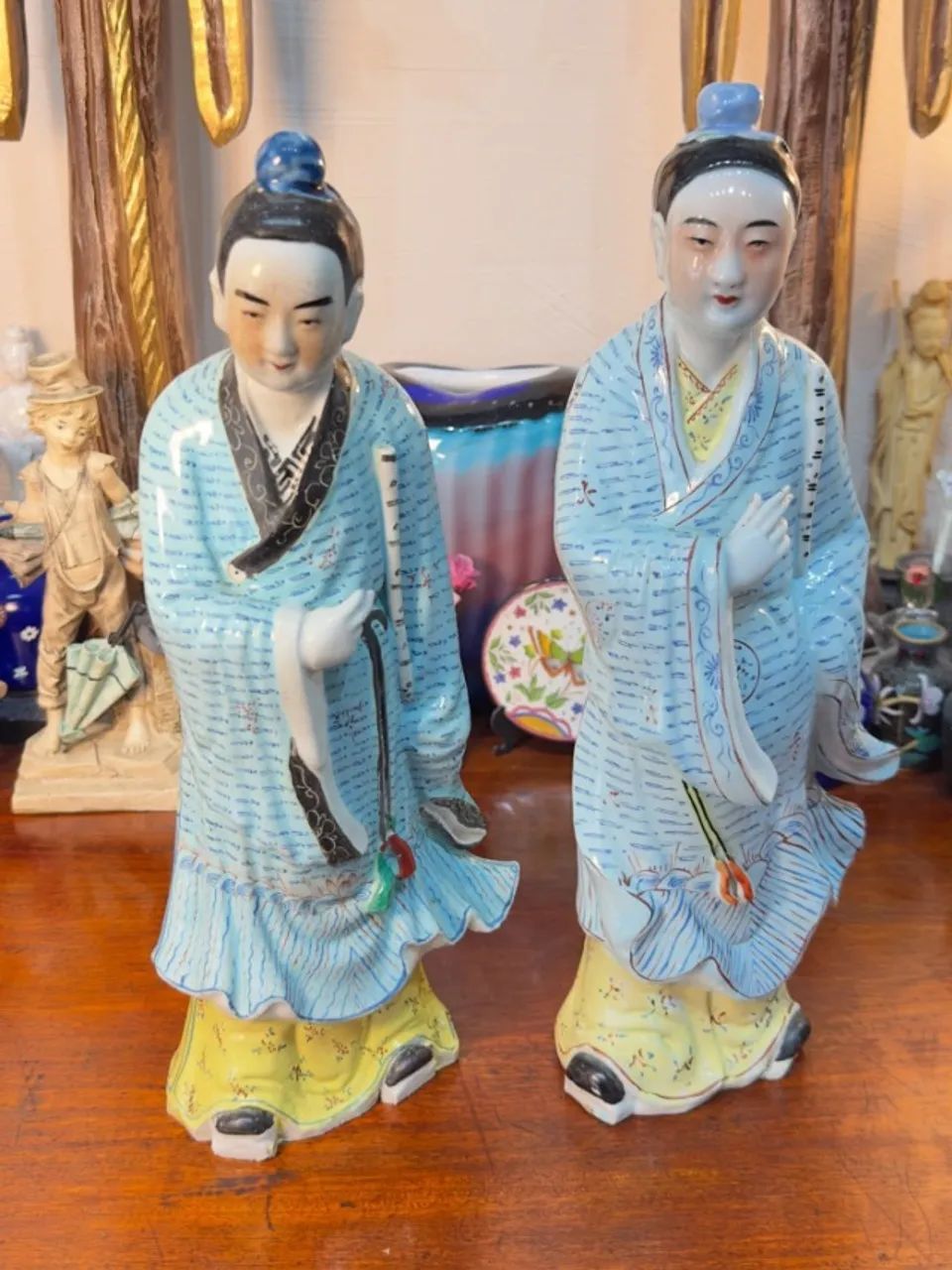 Par de Esculturas Chinesas Li Sheng Tai Zao.