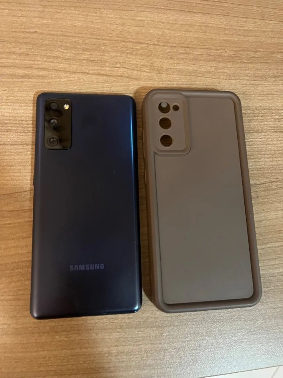 Samsung S20FE usado - Foto 2