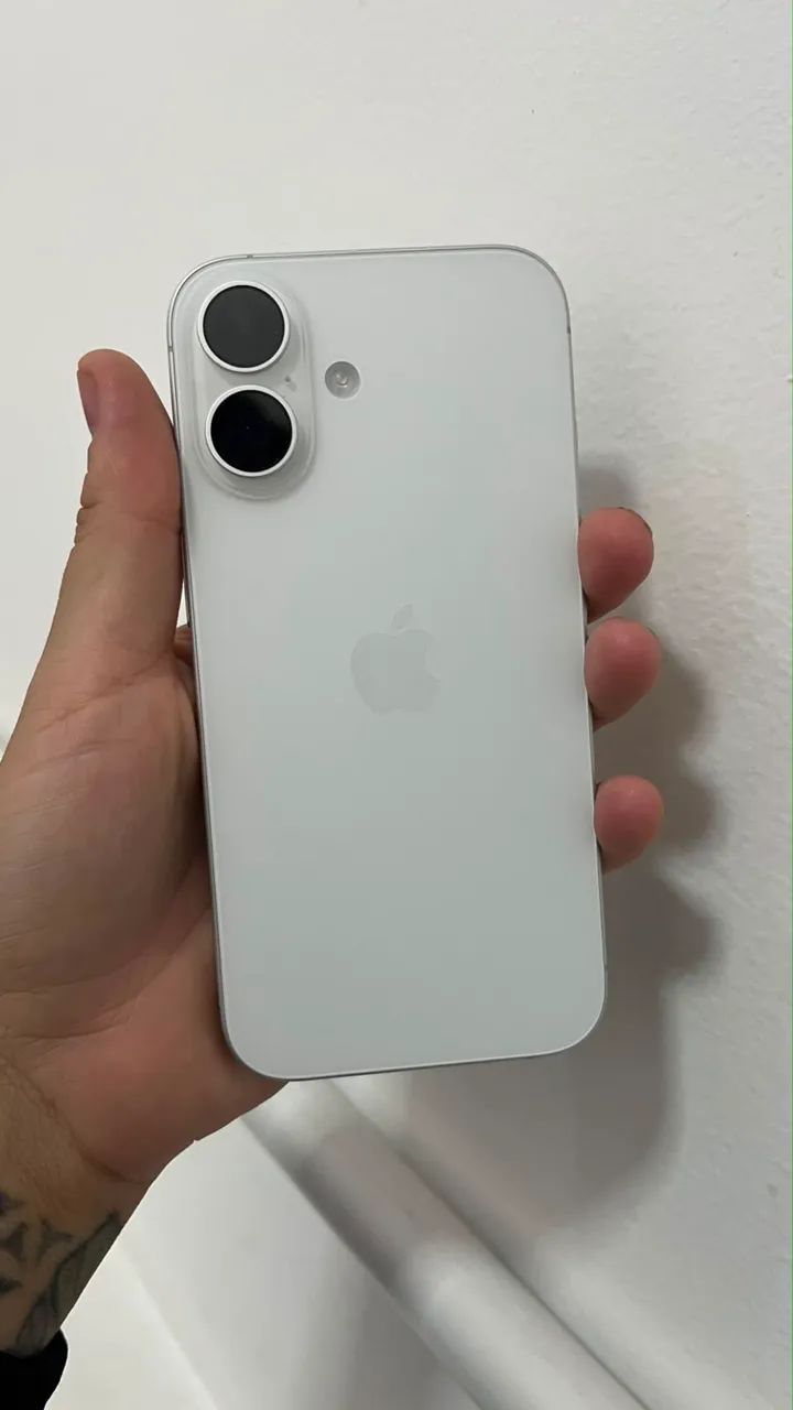 iPhone 16  - Foto 3