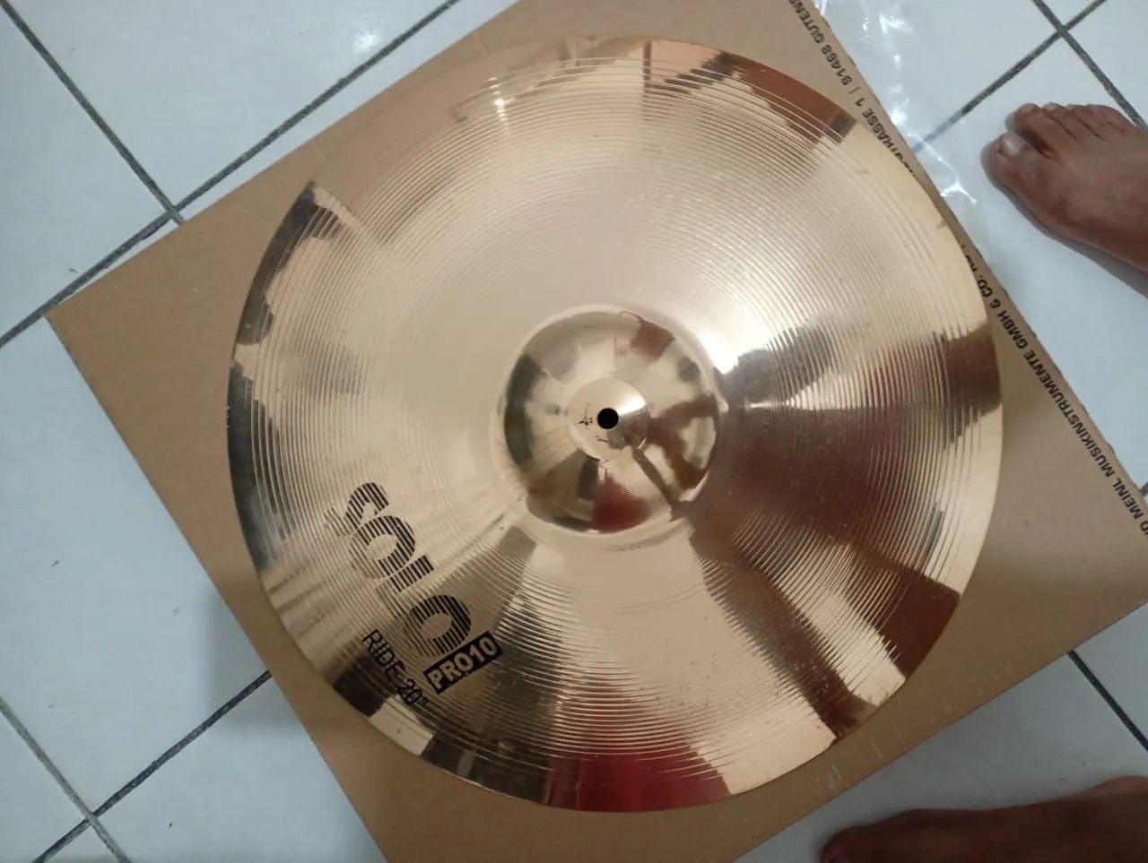 Pratos de bateria 