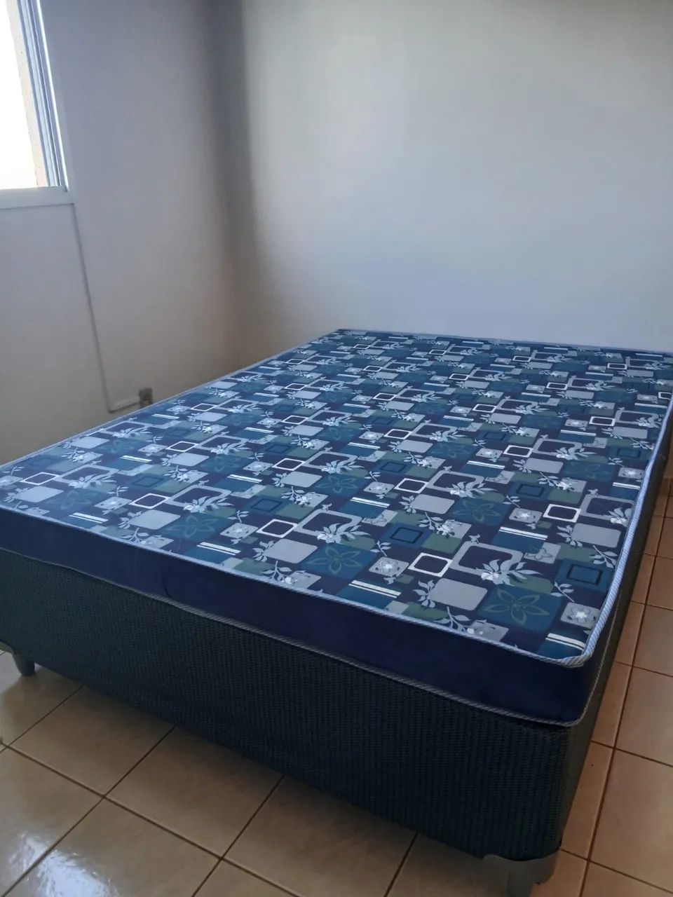 Cama box