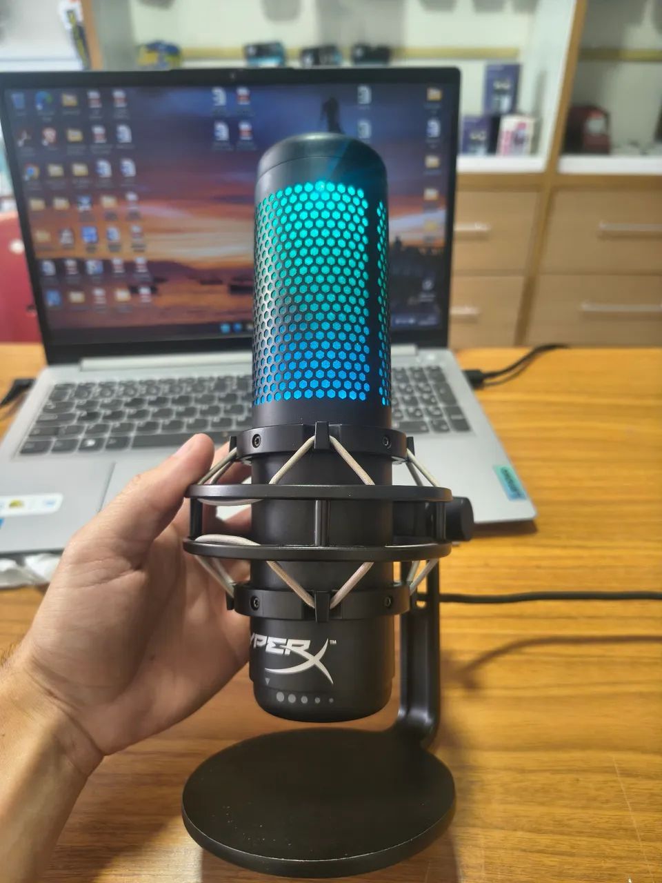 Microfone Hiperx Quadcast RGB - Foto 2
