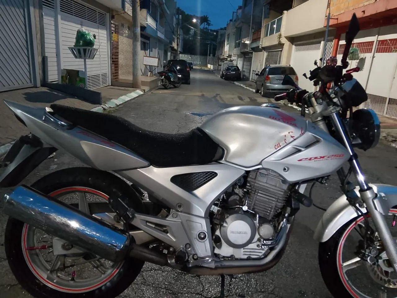 CB 250  - Foto 4