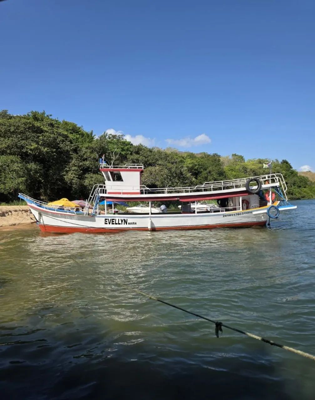 Barco de passeio 