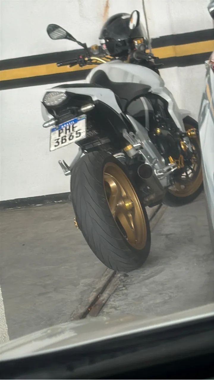 MOTO CB1000R - Foto 3