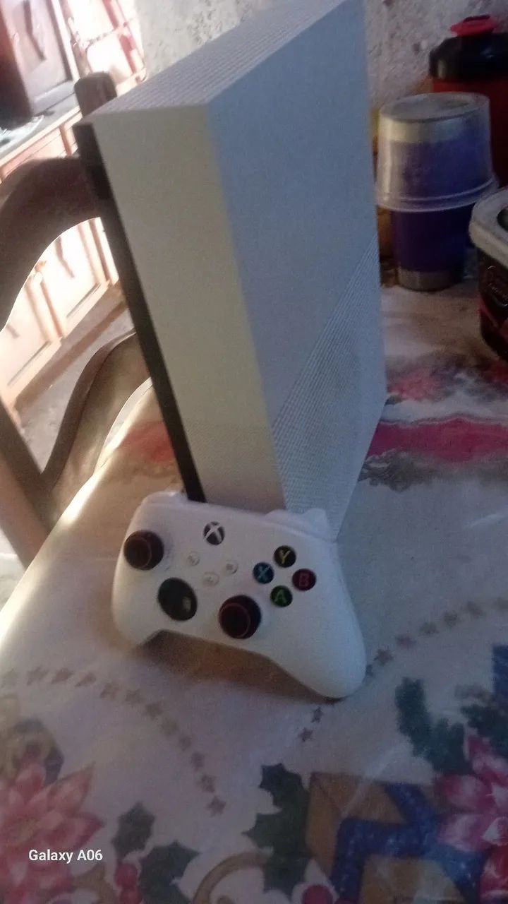 Xbox one s 1TB all digital  - Foto 2